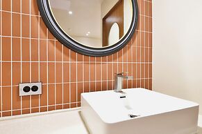 Coolstay Hotel