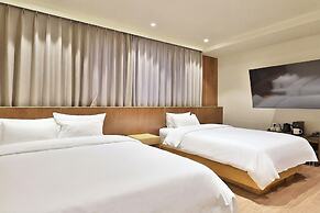 Coolstay Hotel