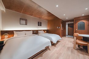 Coolstay Hotel