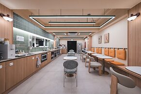 Coolstay Hotel