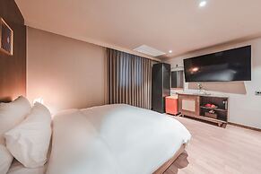Coolstay Hotel