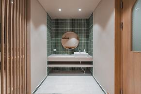 Coolstay Hotel