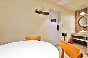 Coolstay Hotel