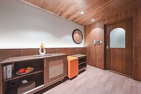 Coolstay Hotel