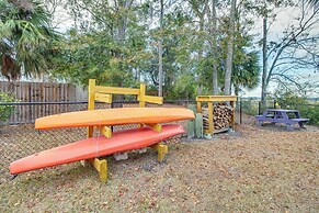 Dock & Fire Pit: Waterfront Midway Retreat!