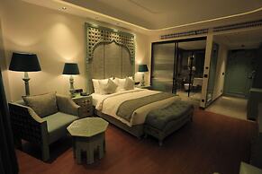 THE ROYAL VENETIAN