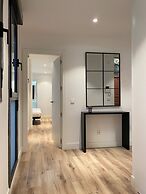 w Majestic 2BR at Palacio Real