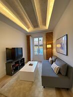w Majestic 2BR at Palacio Real