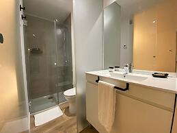 w Majestic 2BR at Palacio Real