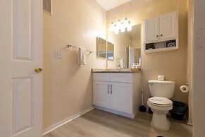 Dreamy Apartment Just 15 Minutes From Disney