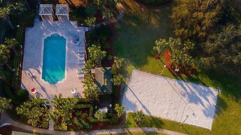 Dreamy Apartment Just 15 Minutes From Disney