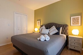 Dreamy Apartment Just 15 Minutes From Disney