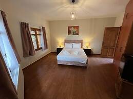 AURORA-INN