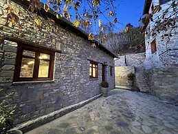 AURORA-INN