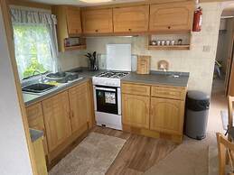 2 Bed Caravan With Aberystwyth Town Viev