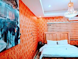 Nuitdeparis quest house and restaurant