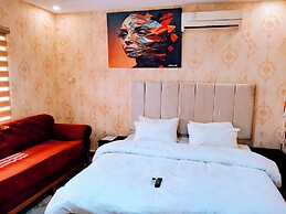 Nuitdeparis quest house and restaurant