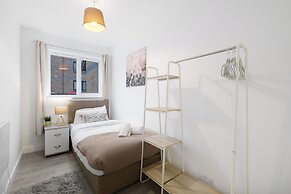 Charming 2 Bed 1Bath Apt -Transom Square