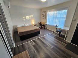 Rockfield Motel