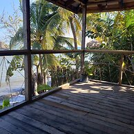 Finca Beachfront Tree house