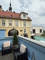 Blue House Citadel Elite Sighisoara