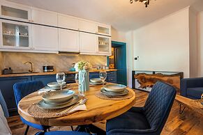 Blue House Citadel Elite Sighisoara