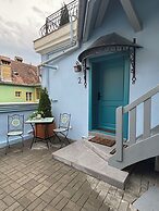 Blue House Citadel Elite Sighisoara