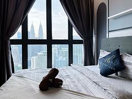 The Colony Luxe KLCC View Sky Pool