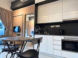 The Colony Luxe KLCC View Sky Pool