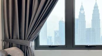 The Colony Luxe KLCC View Sky Pool