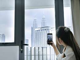 The Colony Luxe KLCC View Sky Pool