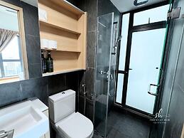 The Colony Luxe KLCC View Sky Pool