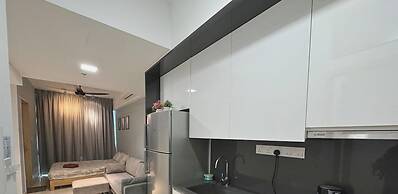 The Colony Luxe KLCC View Sky Pool