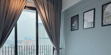 The Colony Luxe KLCC View Sky Pool