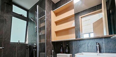 The Colony Luxe KLCC View Sky Pool