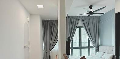 The Colony Luxe KLCC View Sky Pool