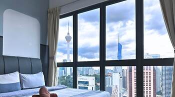 The Colony Luxe KLCC View Sky Pool