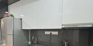 The Colony Luxe KLCC View Sky Pool