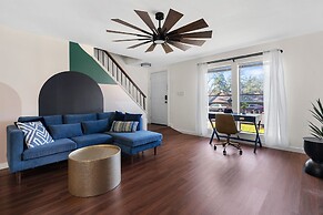 Hillside 3BR KingClose to DT Domain Q2