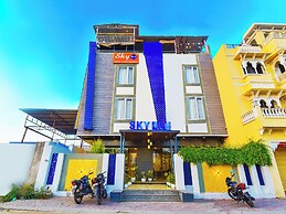 Sky Blu Hotel and Rooftop Restaurant