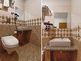 Sky Blu Hotel and Rooftop Restaurant