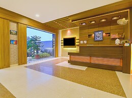 Sky Blu Hotel and Rooftop Restaurant