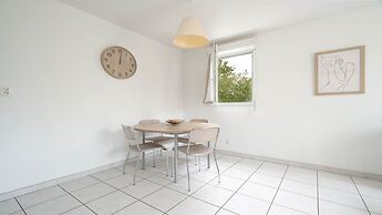 Coastal Comfort for Four