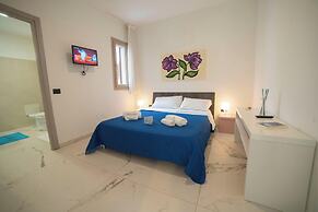 Quadri Pino Near The Sea 6