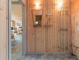 Ferienhaus mit Sauna im Ferienpark Mirow