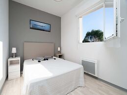 Stylish Stay by Serignan Sea