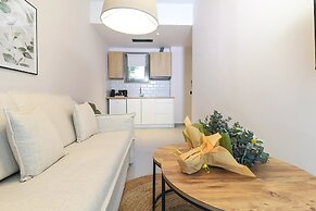 LIMNI Boutique Experience Hotel