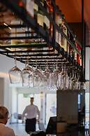 LIMNI Boutique Experience Hotel