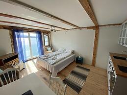 Sveggvika Guesthouse