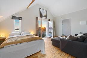 Sveggvika Guesthouse